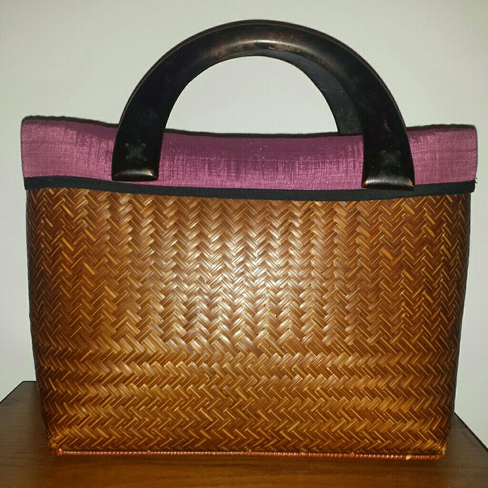 Wicker Handbag with Wood Handles